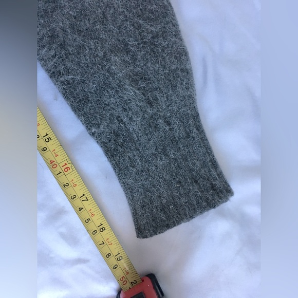 Vintage Gorgeous Bravo warm grey lambswool and angora rabbit hair cardigan. - Picture 10 of 11